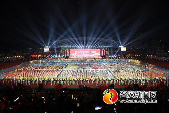 赣州市第五届运动会在信丰开幕 赣州市第五届运动会在信丰开幕